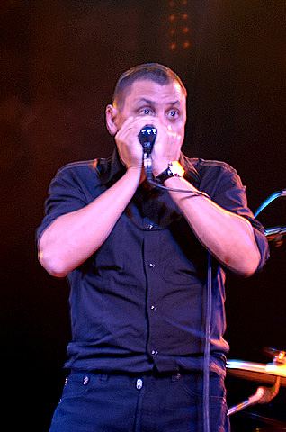 Mr.Blues 15 años. Pepo Urquidi, a la armónica.