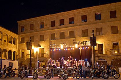 Mr.Blues 15 años. Arrancando motores para el fin de fiesta.