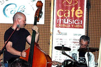 Alfonso Múgica y Ángel de los Rios
