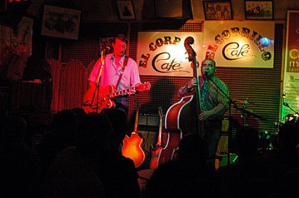 Rockabilly Duet.11 de abril de 2008. Café El Corrillo. Salamanca.