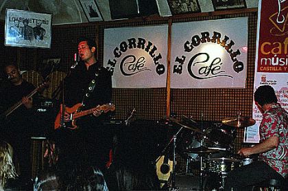 Mr. Blues Directo en el Café Corrillo. 2006