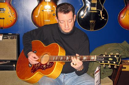 Gibson J 200