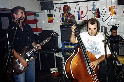 & Josebilly a la batería. María, Salamanca. 1992