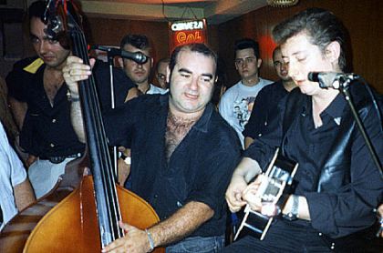 Acústico en Ponferrada (¡se fue la luz!). 1995